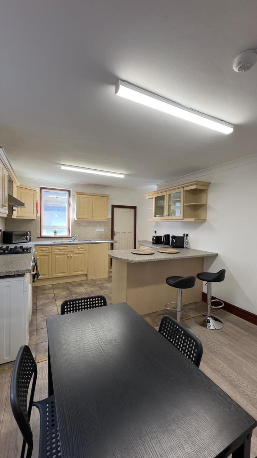 25 Minutes To Central London Rooms 35 エクステリア 写真