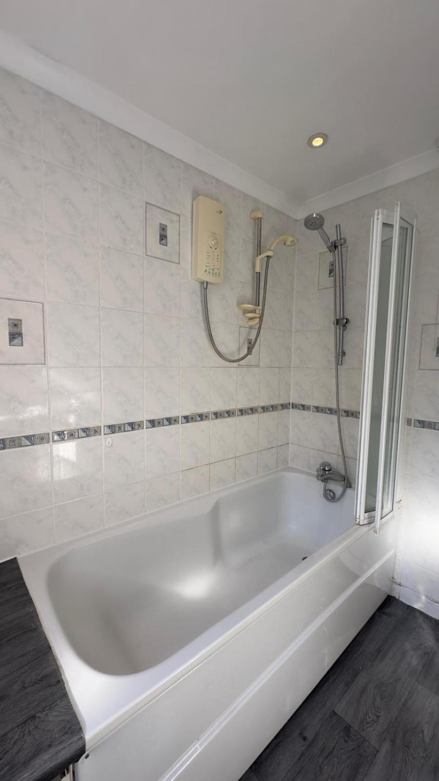 25 Minutes To Central London Rooms 35 エクステリア 写真