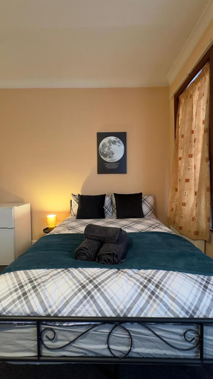 25 Minutes To Central London Rooms 35 部屋 写真