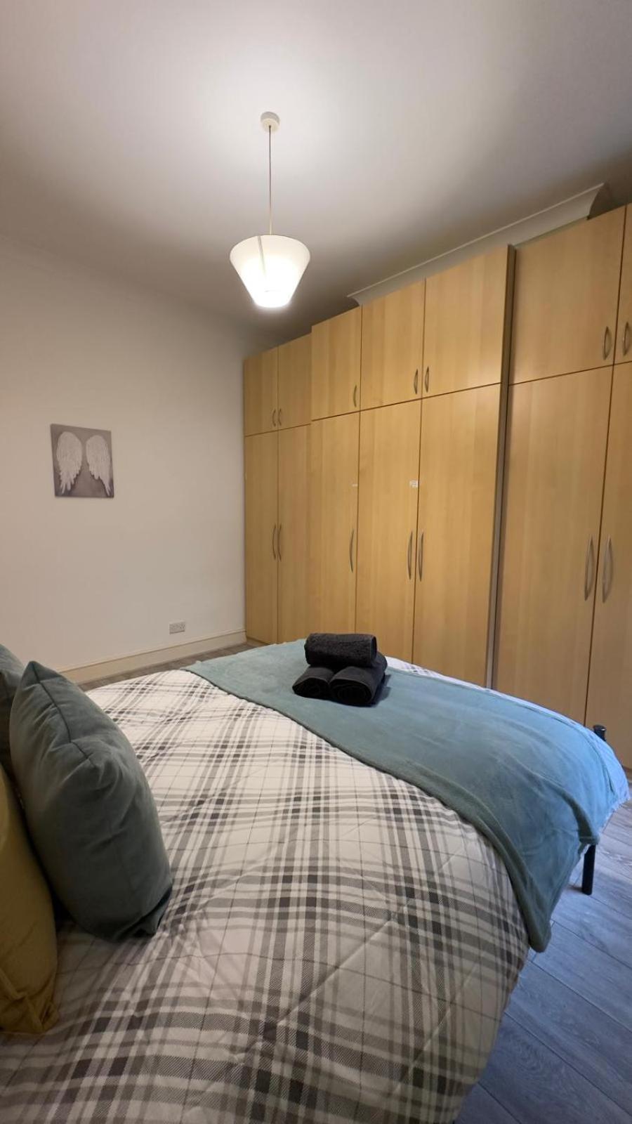 25 Minutes To Central London Rooms 35 部屋 写真